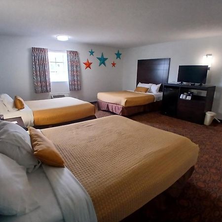 Howard Johnson By Wyndham Branson Theatre District Bagian luar foto