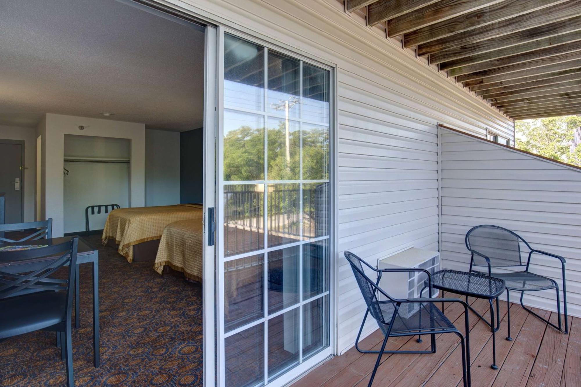 Howard Johnson By Wyndham Branson Theatre District Bagian luar foto