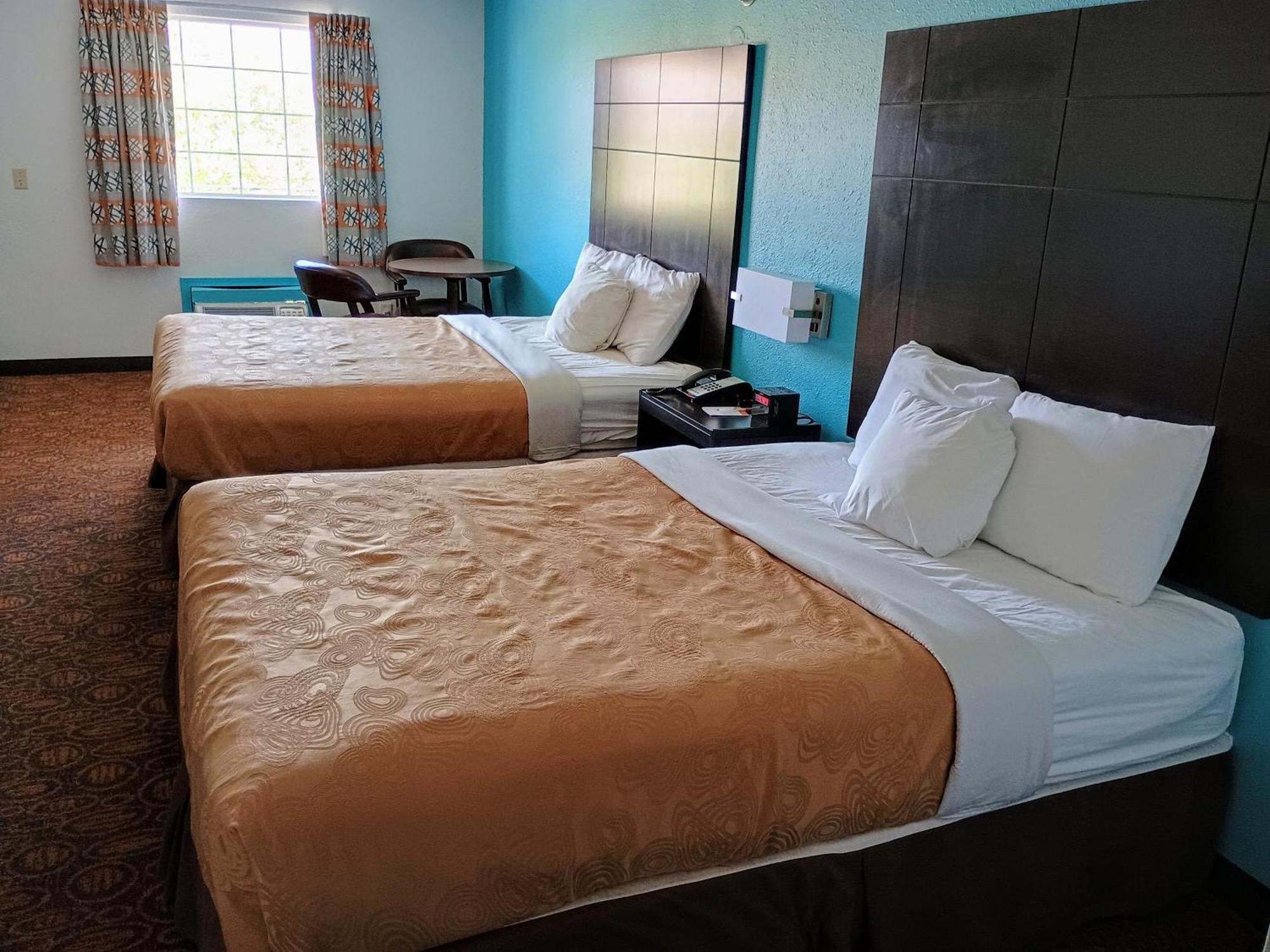 Howard Johnson By Wyndham Branson Theatre District Bagian luar foto