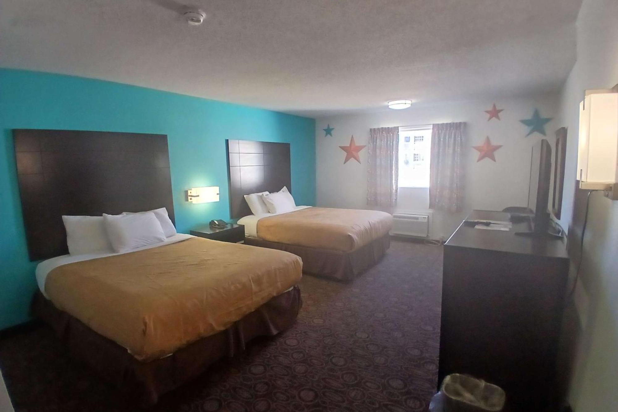 Howard Johnson By Wyndham Branson Theatre District Bagian luar foto